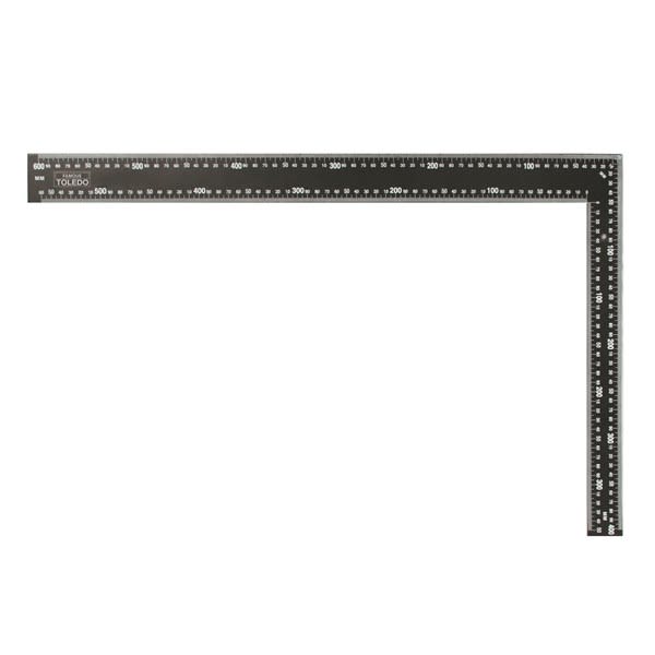Carpenter Square 600x400mm