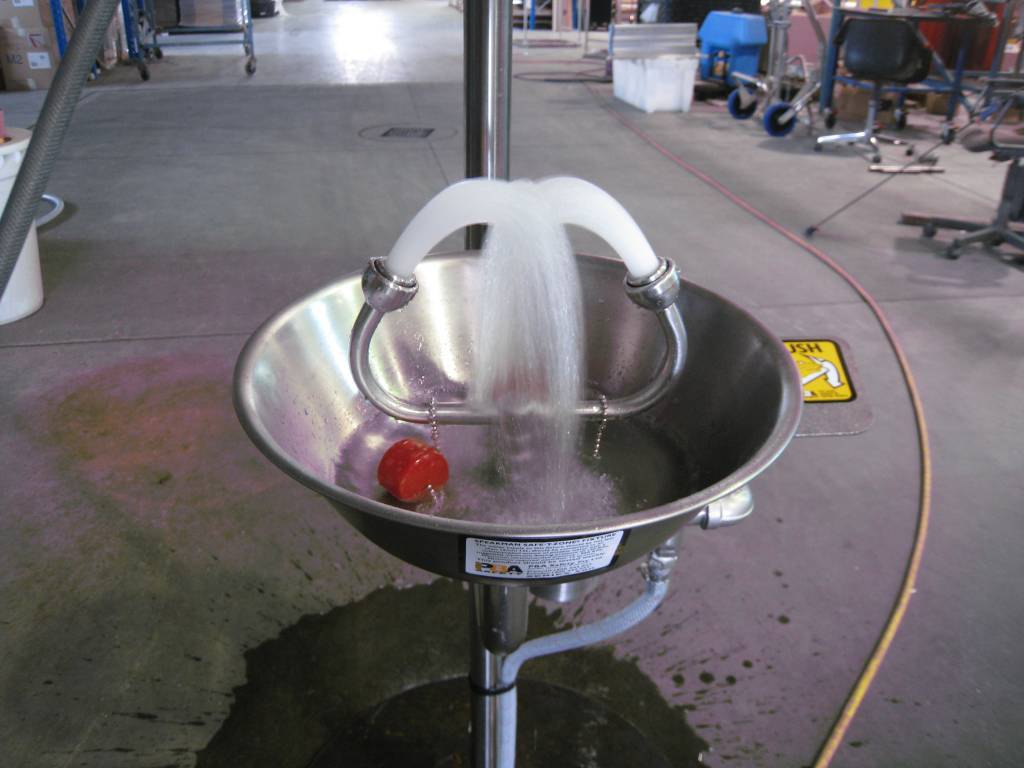 SE-582 Aerated Eye Wash Unit