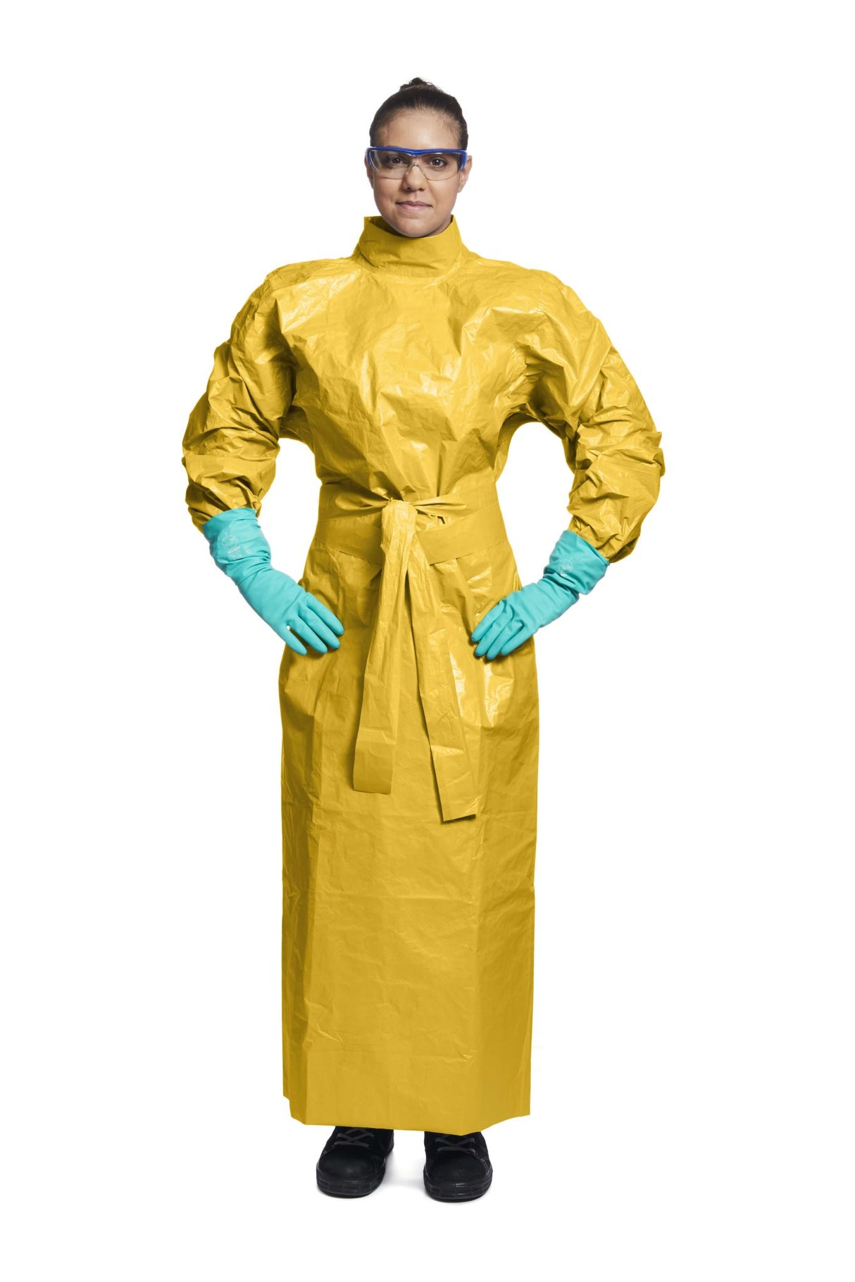 Tychem 2000C Gown Medium (Each)