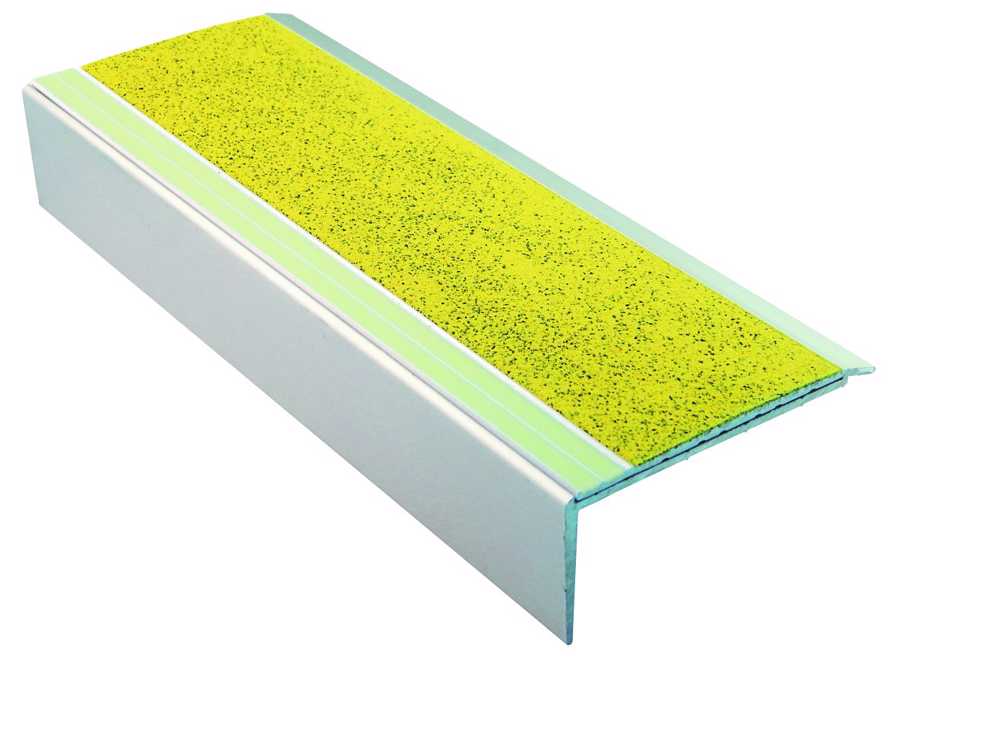 Ecoglo F15 Step Nosing - 1000mm