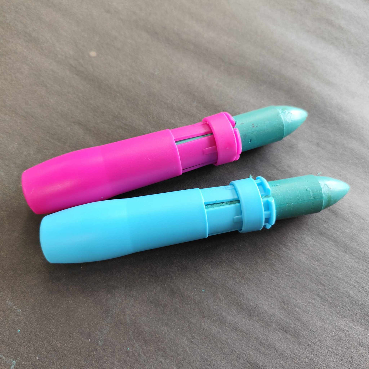 Crayon Giant Holder (EACH)