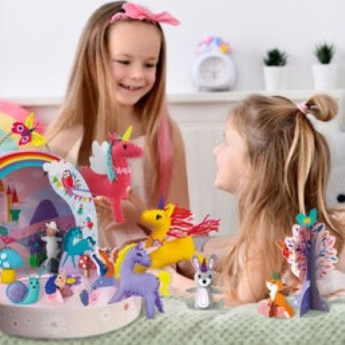 Avenir Craft Play Box Unicorn Wonderland: a reusable box with a unicorn theme for creative DIY play and crafting adventures.