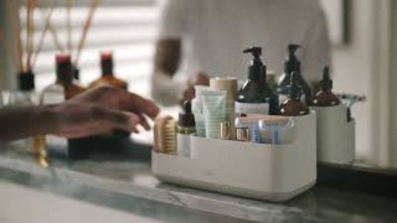 Joseph Joseph EasyStore Bathroom Caddy in Ecru, featuring compartments for organizing grooming essentials with a stylish design.