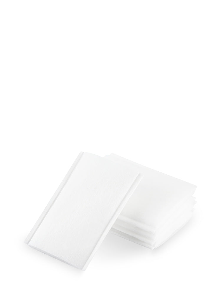 Swisspers Cotton Wool Squares 80's: ultra-soft, lint-free squares for gentle makeup removal and skincare application.