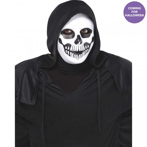 Terrifying adult-sized Horror Skull Mask with hollow eye sockets and realistic bone textures for Halloween or cosplay.