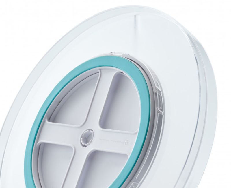 Joseph Joseph FridgeStore Rotating Organiser with a 360-degree base, ideal for easy access and organization of condiments and jars.
