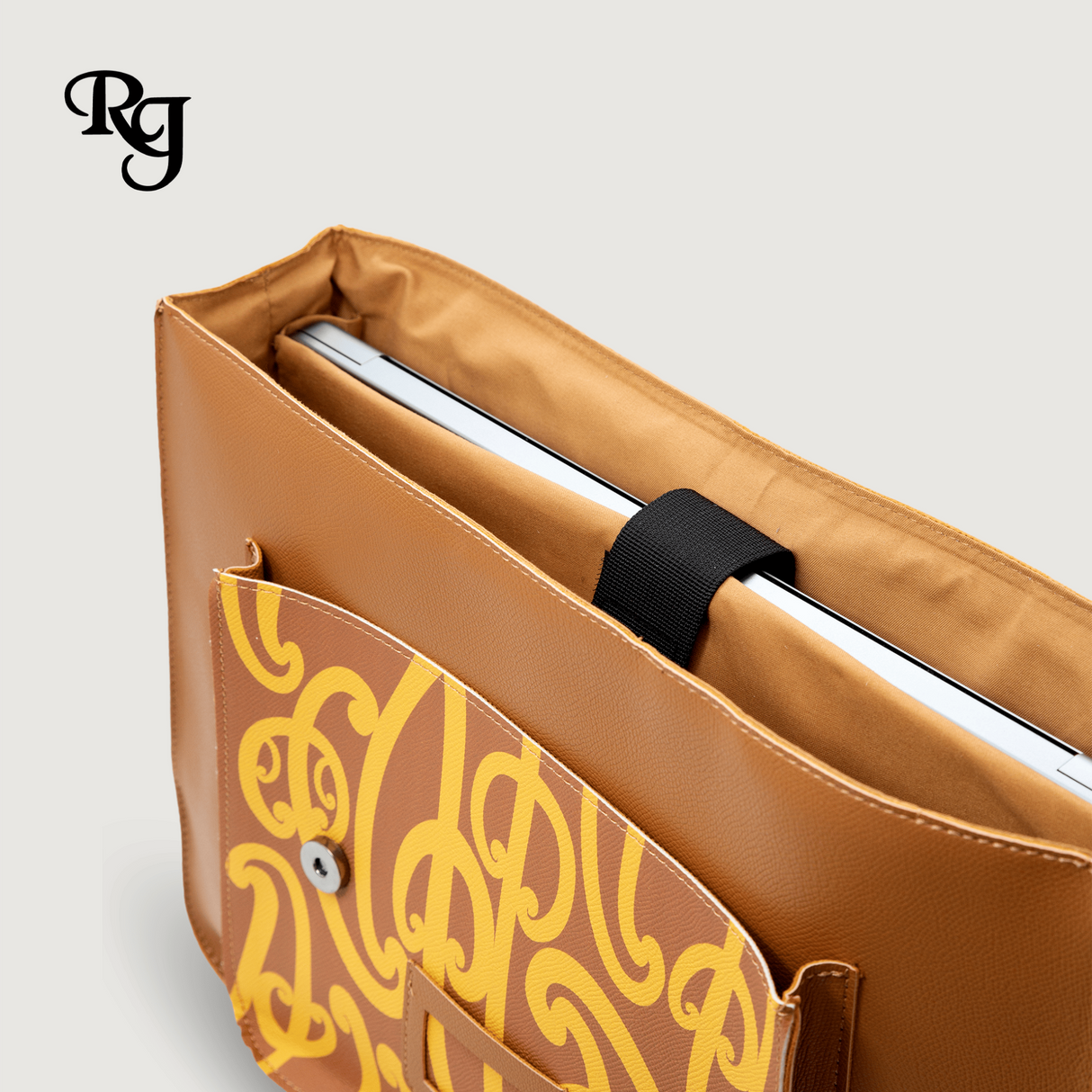 Moana Road - The High School Bag - River Jayden - Hine-ahu-one
