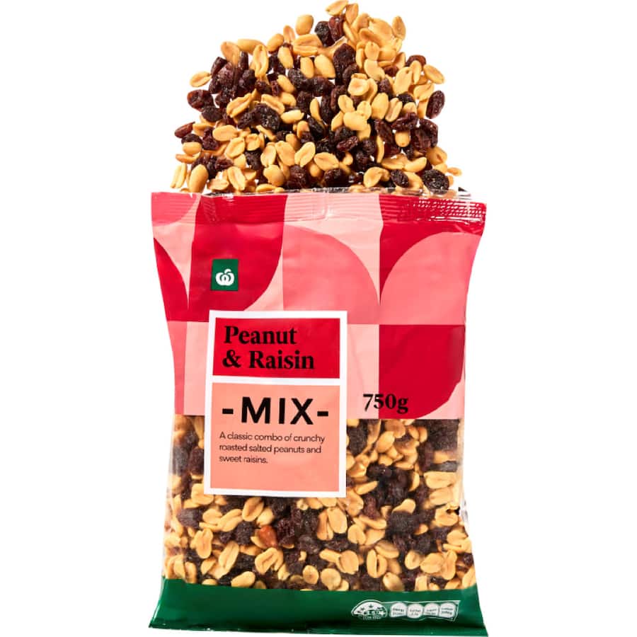 Woolworths Snack Mix Peanut & Raisin 750g