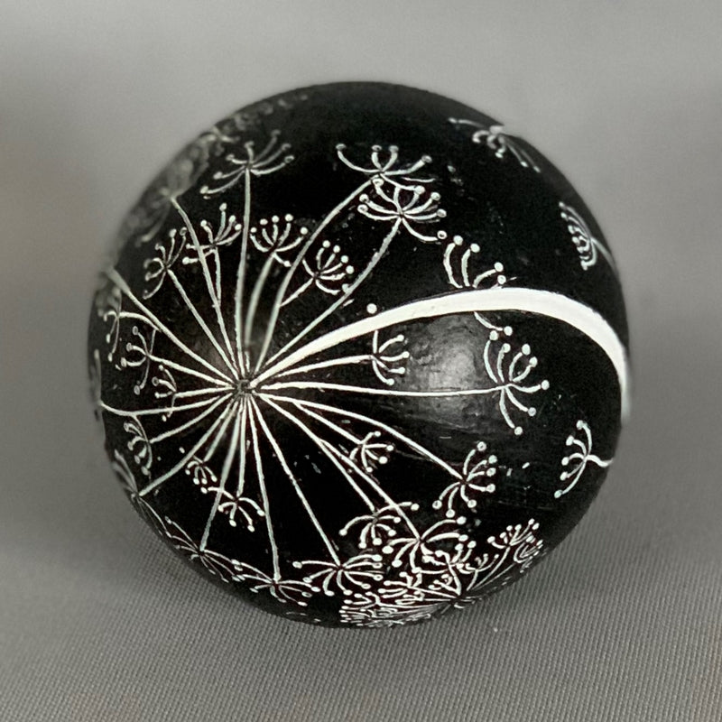 Ornament - Dandelion Ball (10cm)