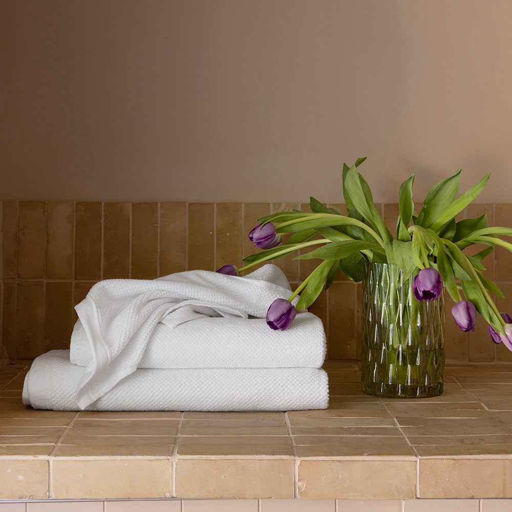 Angove 4pack Hand Towel 40x70cm White- Bambury