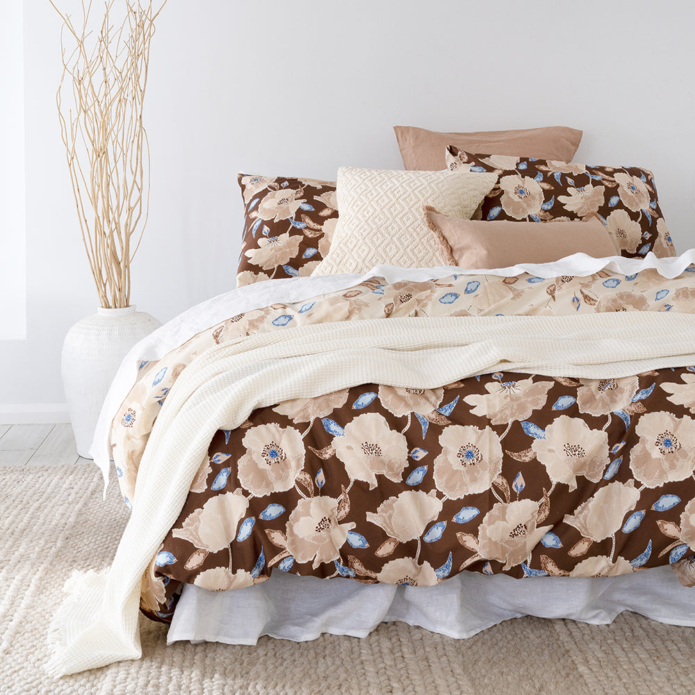 Faith Quilt / Duvet Cover Set Queen- Bambury