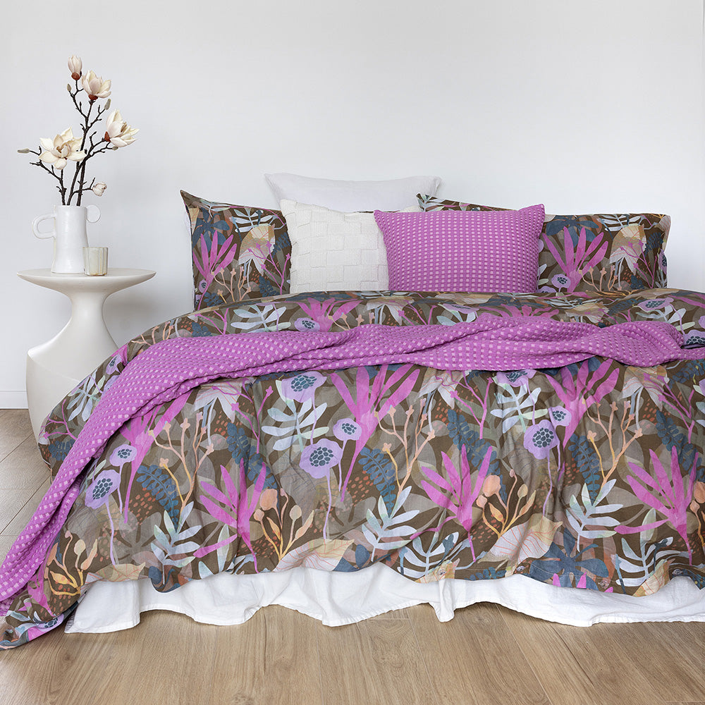 Hana Quilt / Duvet Cover Set King