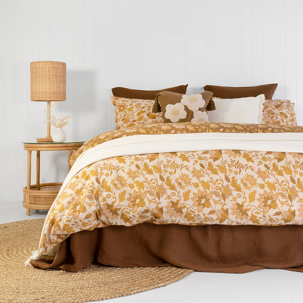 Melati Quilt / Duvet Cover Set Queen- Bambury