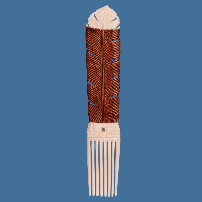XL Brown Huia Feather Heru, a handcrafted hair adornment symbolizing M?ori nobility and culture, measuring 195x34mm.