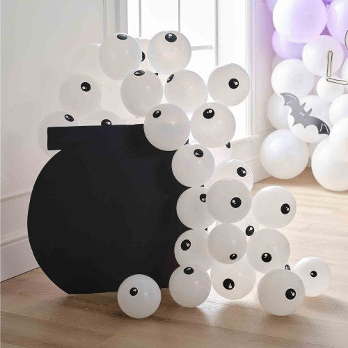 Pack of 45 spooky eyeball balloons, perfect for Halloween parties and festive decorations, measuring 12cm each.