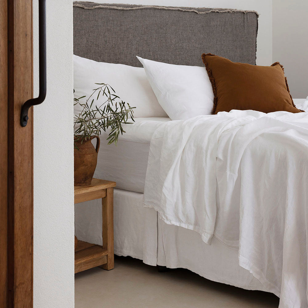 Queen Bed Linen Valance White - BAMBURY