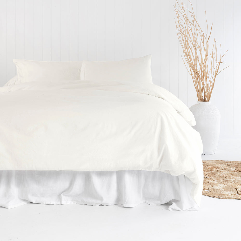 Queen Temple Organic Cotton Quilt / Duvet Cover Set Ivory- Bambury