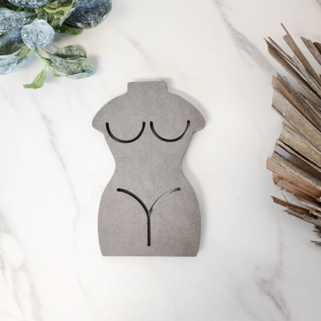 Elegant 18cm body vase wall art in 12mm thick VCM for stylish decor, perfect for dried flowers and modern interiors.