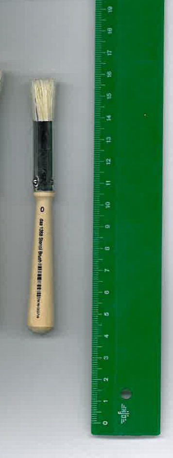 Das Stencil Brush S1368 No.0: Precision tool for clean lines and patterns in various media for artists and DIY projects.