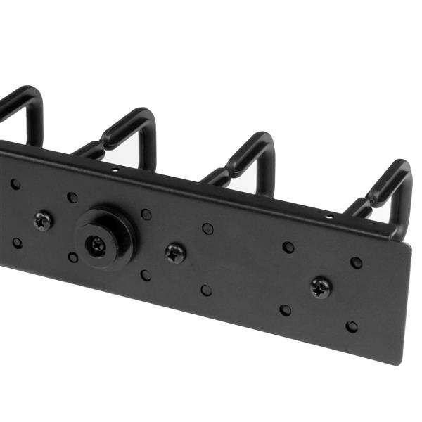 Vertical cable organizer with D-ring hooks, 91 cm, optimizes rack space and enhances cable management for servers.