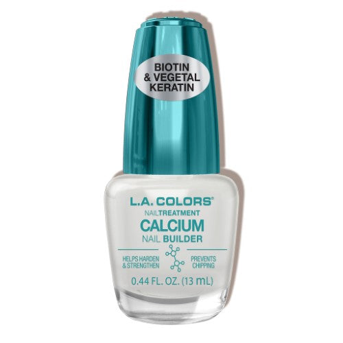 LA Colors Calcium Nail Builder bottle showcasing a nourishing formula for strengthening weak nails with keratin and calcium.