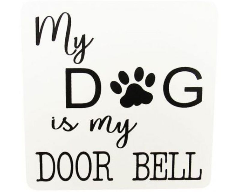 Wooden dog doorbell magnet measuring 10 x 10 cm for pets to signal outdoor needs, combining style and functionality.