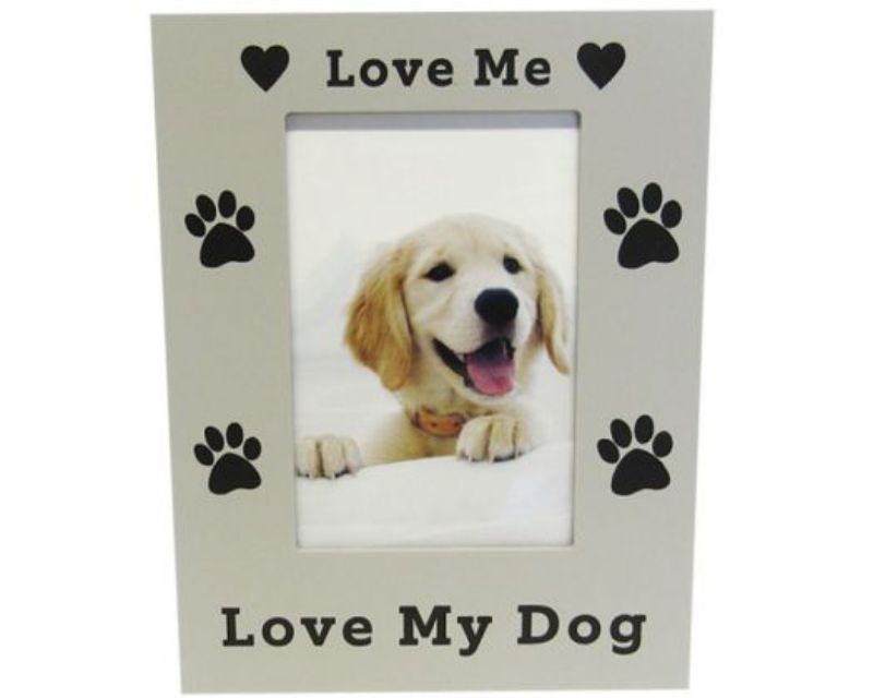 Wood photo frame for 6x4 inch photos, celebrating love for dogs with a stylish and durable design.