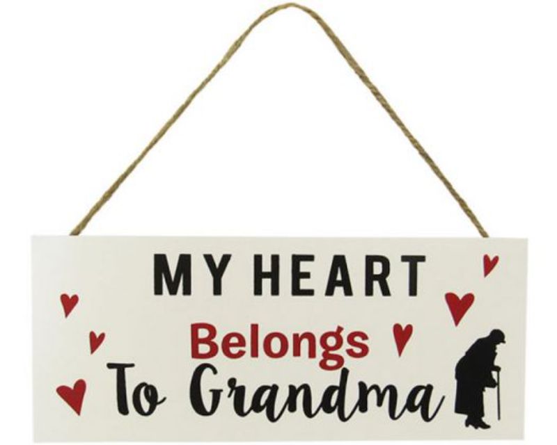 Charming 24x10 cm G'ma Heart sign, perfect for adding warmth and personality to any space, celebrating grandmotherly love.