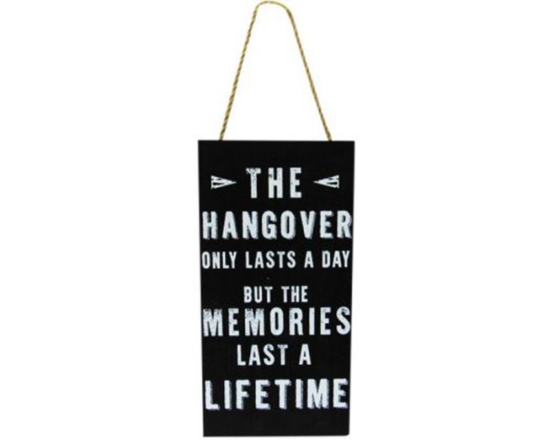 Stylish Long Drink Hanger Memories sign, 28 x 14 cm, perfect for organizing drinks at gatherings and enhancing decor.