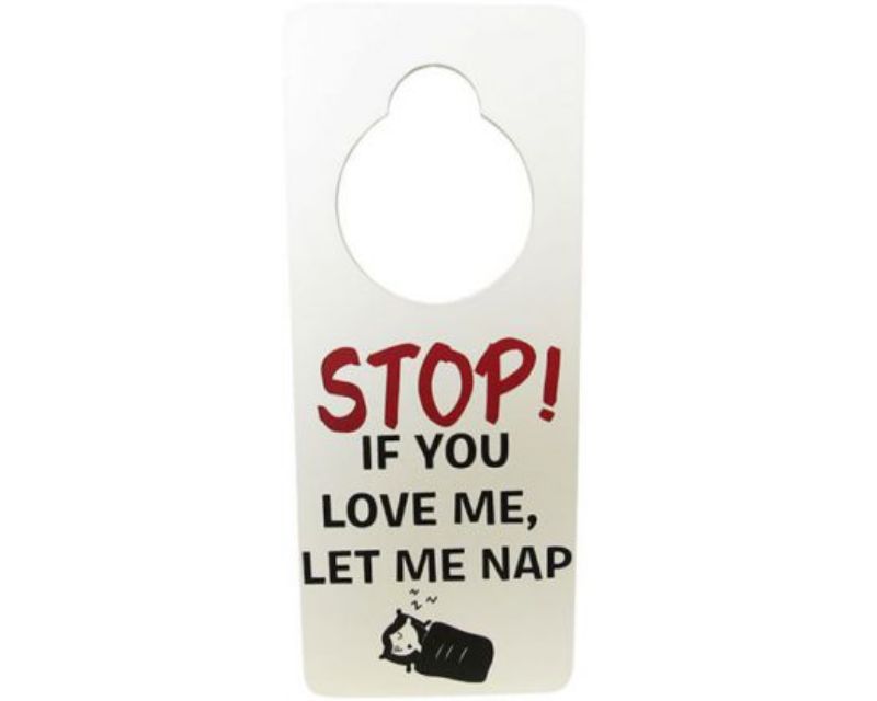 Charming 'Nap Time' door sign, 24x10 cm, perfect for ensuring quiet during little ones' naps.