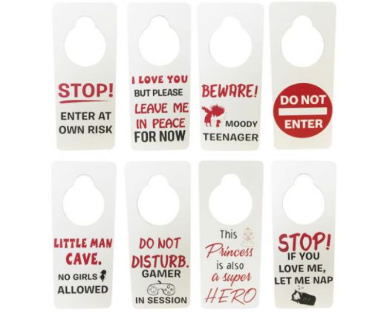 Set of 8 decorative door hangers, 24 cm x 10 cm, with vibrant designs for home organization and charm.