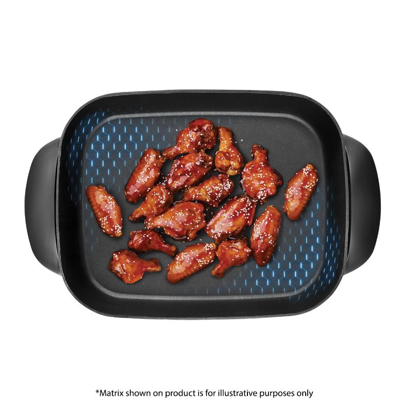 DiamondForce™ Banquet Frypan in dark blue, featuring a diamond-infused non-stick surface and adjustable thermostat for versatile cooking.