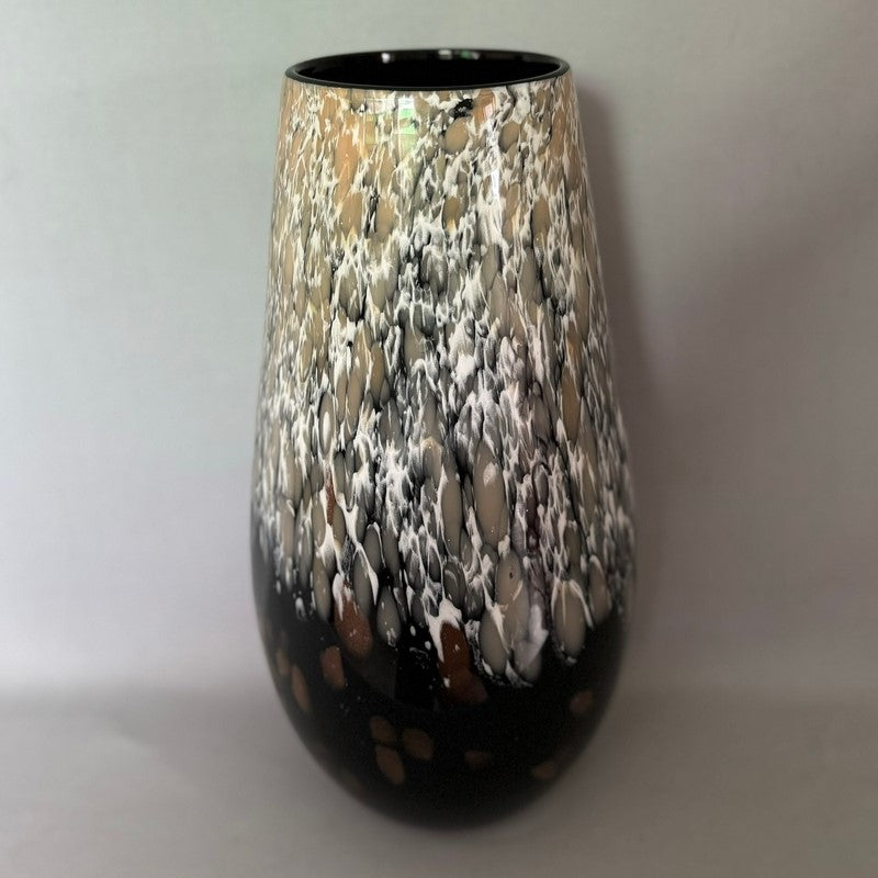 Vase - Black (18 x 33cm)