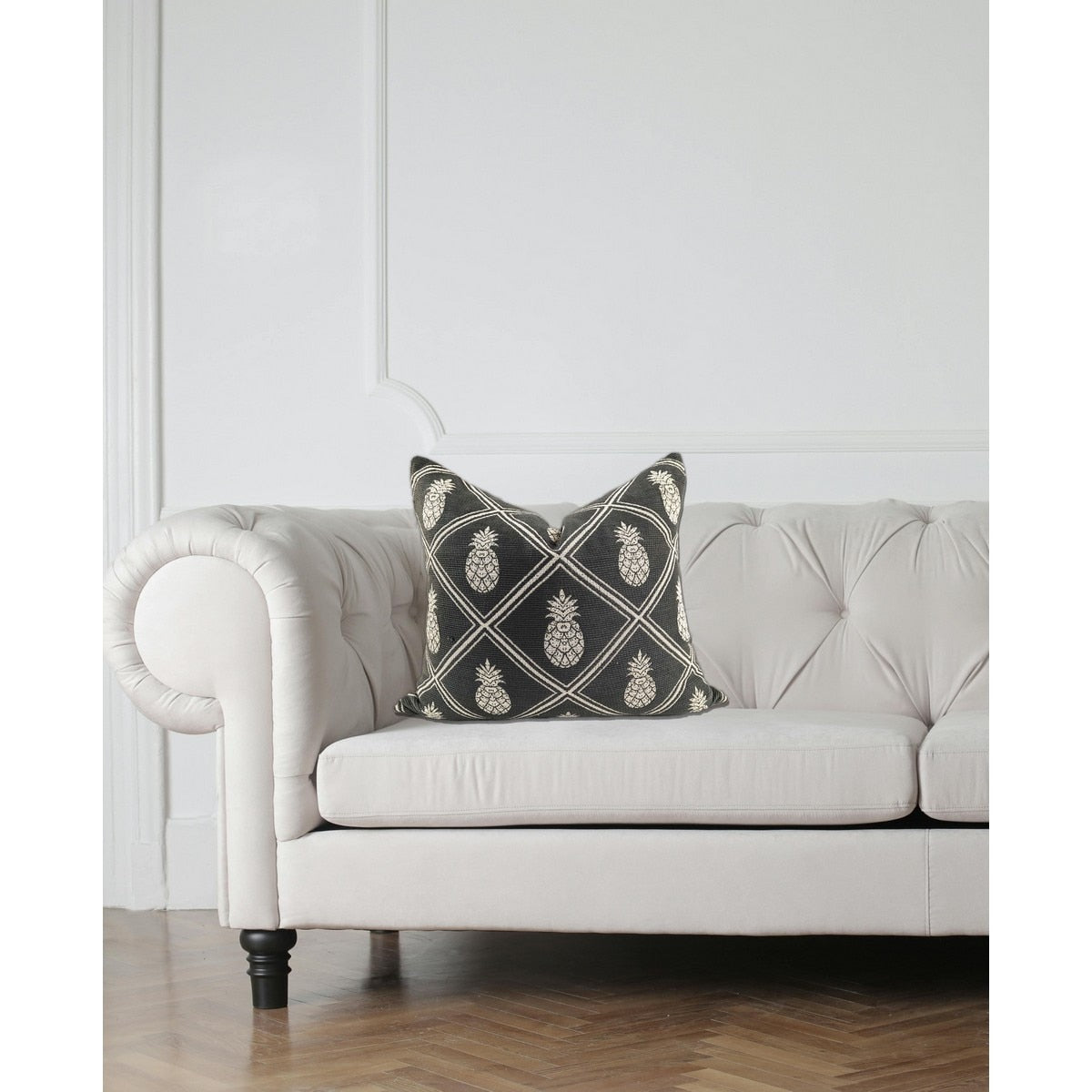 CUSHION COVER - PINEAPPLE - DARK GREY / NATURAL - 550x550