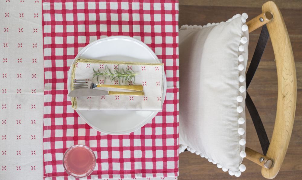 Napkin Set - Gingham Napkin Red (Set of 4) - Raine and Humble