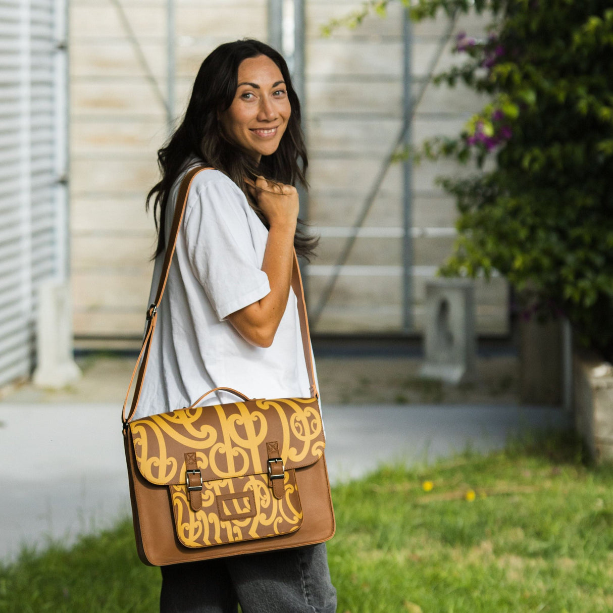 Moana Road - The High School Bag - River Jayden - Hine-ahu-one