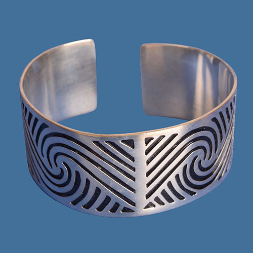 Maori design bangle