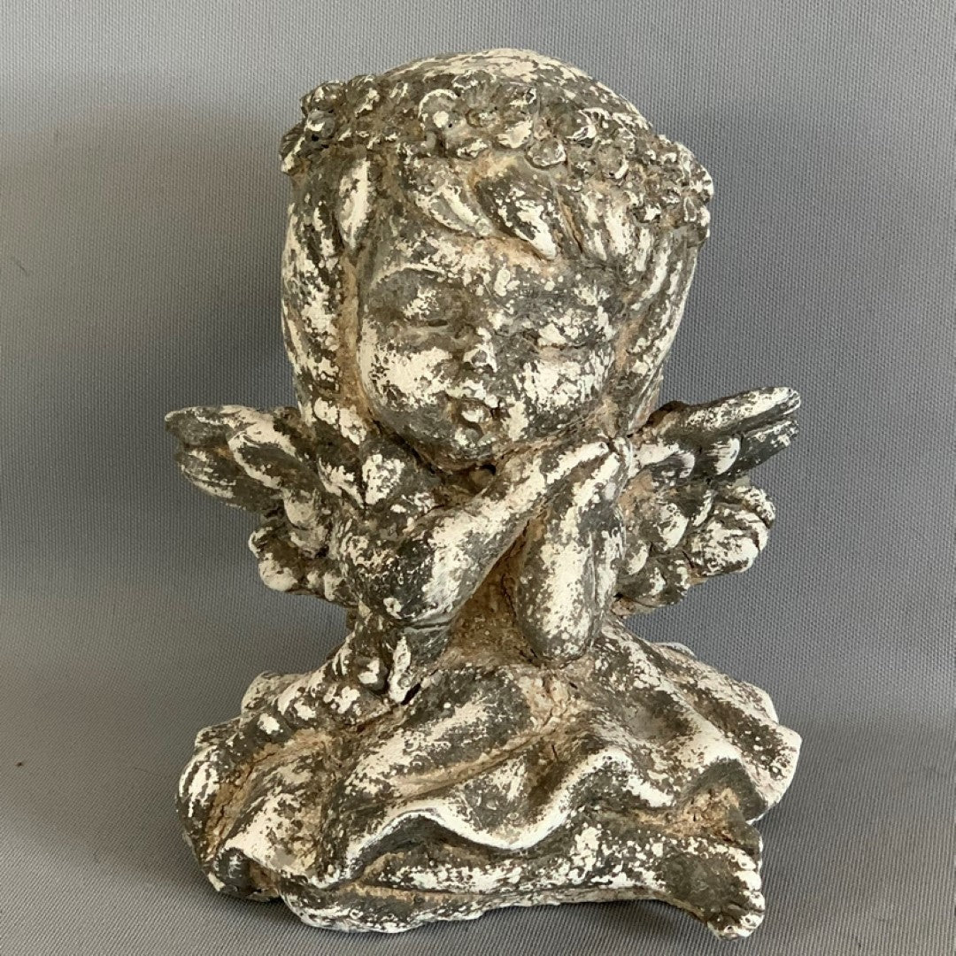 Ornament - Sleeping Cherub (15 x 19cm)