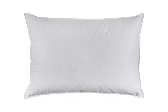 Cloud-like comfort microfibre pillow in 100% cotton cover for exceptional support and peaceful sleep, 45x70 cm.