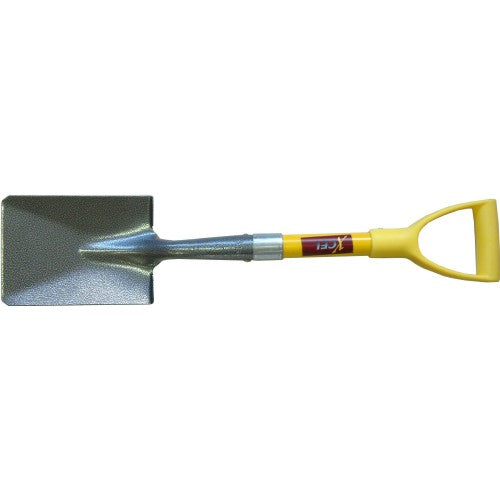 Trunk Buddy Shovel with square mouth blade and fiberglass handle, perfect for gardening and outdoor tasks.