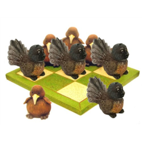 Fantail Vs Kiwi Tic Tac Toe