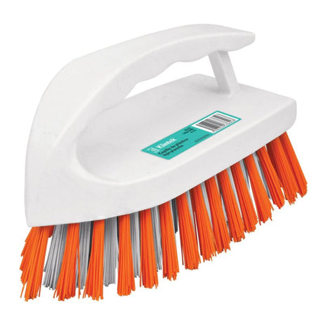 Truper scrubbing brush with ergonomic handle, 140mm x 50mm, ideal for tough grime on various surfaces.