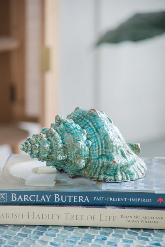 Ornament - CERAMIC SEASHELL (28cm)