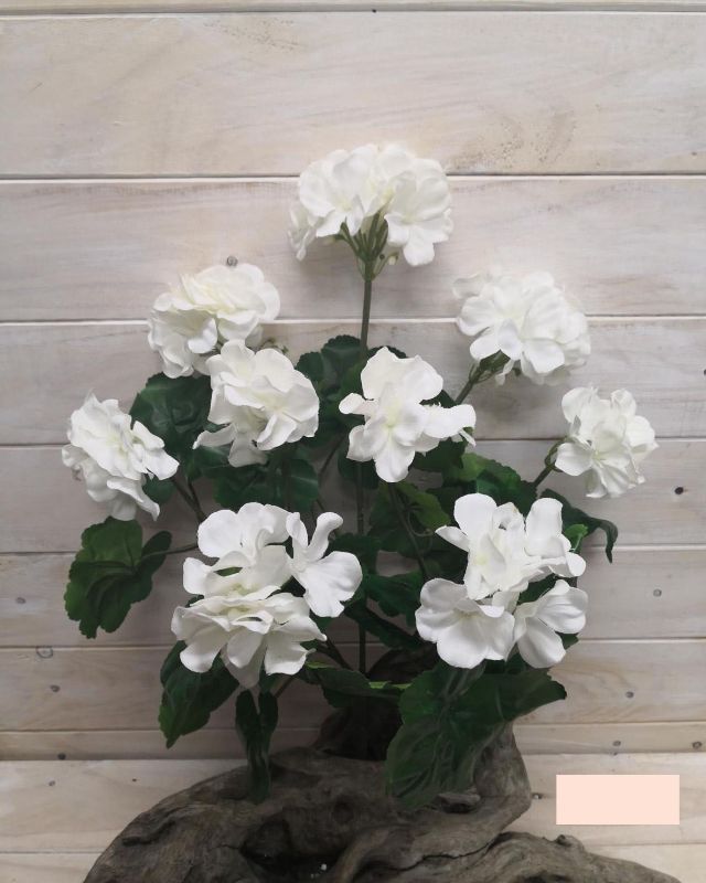 Artificial Geraunium Bush - Large (White)