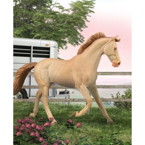 Handcrafted CollectA Thoroughbred Mare Perlino XL figurine in shimmering perlino color with reddish-blonde mane and tail.