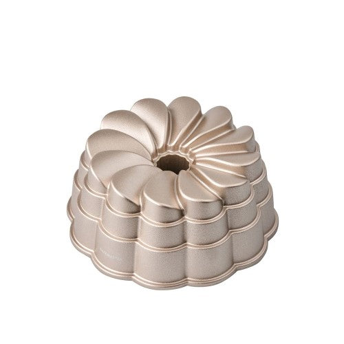 Petal Fluted Cake Pan - BAKEMASTER (24cm)
