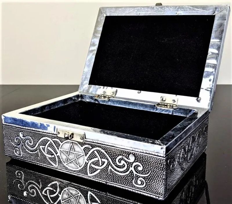 Jewellry Box - Silver Celtic Pentagram (18cm)