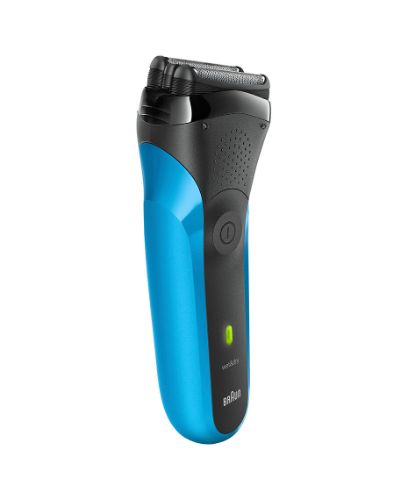 Braun Series 3 Flex Shaver - Wet/Dry, featuring 3 adaptive shaving elements for a comfortable, versatile shave.