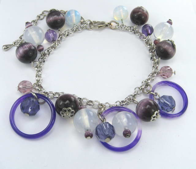 Bracelet - Cateseye Glass Bead - Purple
