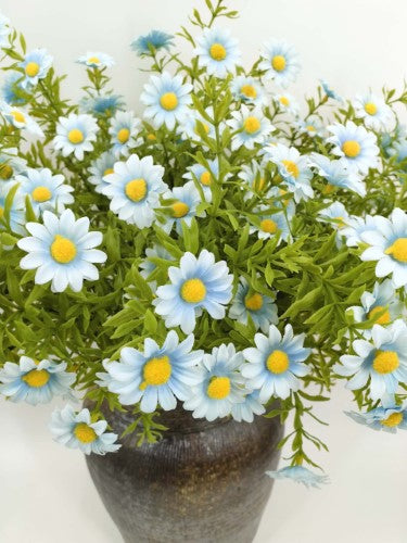 Artificial Wild Daisy Spray (Baby Blue)